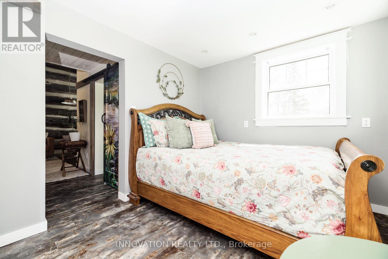 9585 15 HIGHWAY - 25