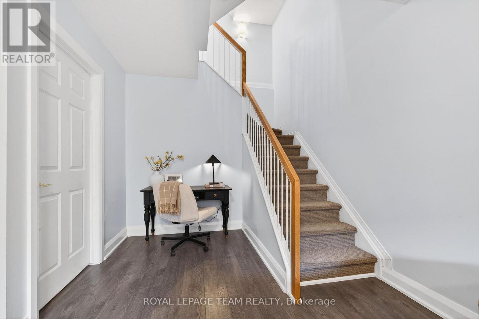 75 SCAMPTON DRIVE - 44