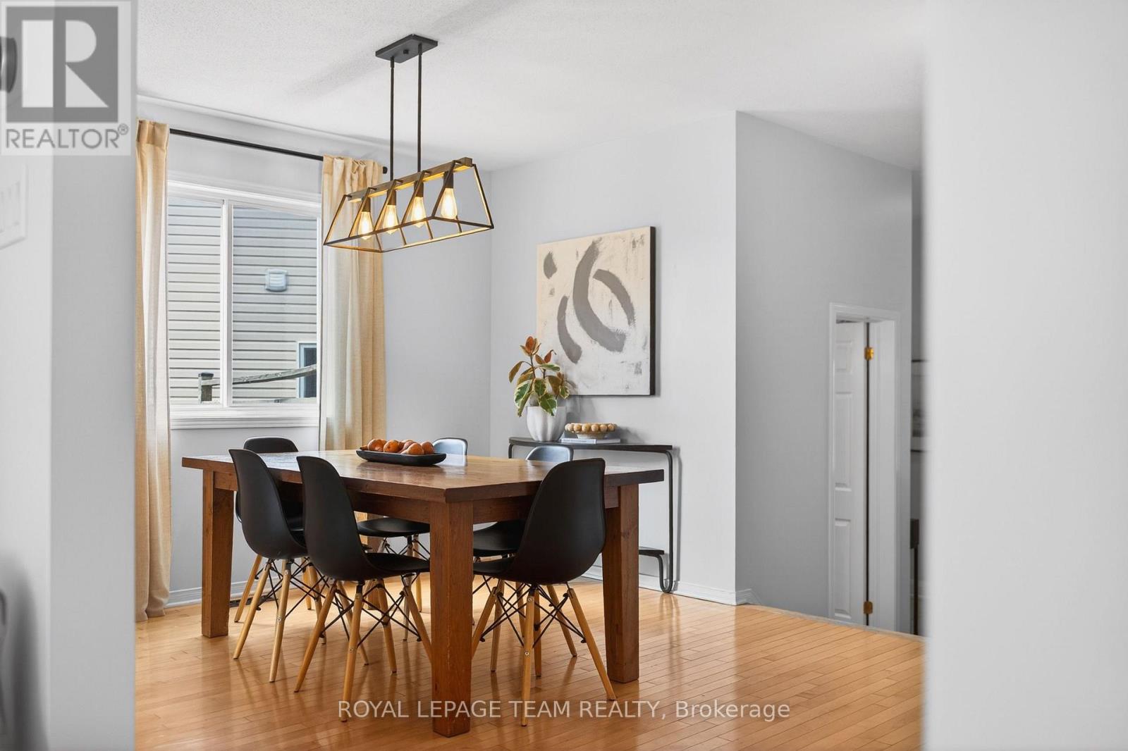 75 SCAMPTON DRIVE - 9