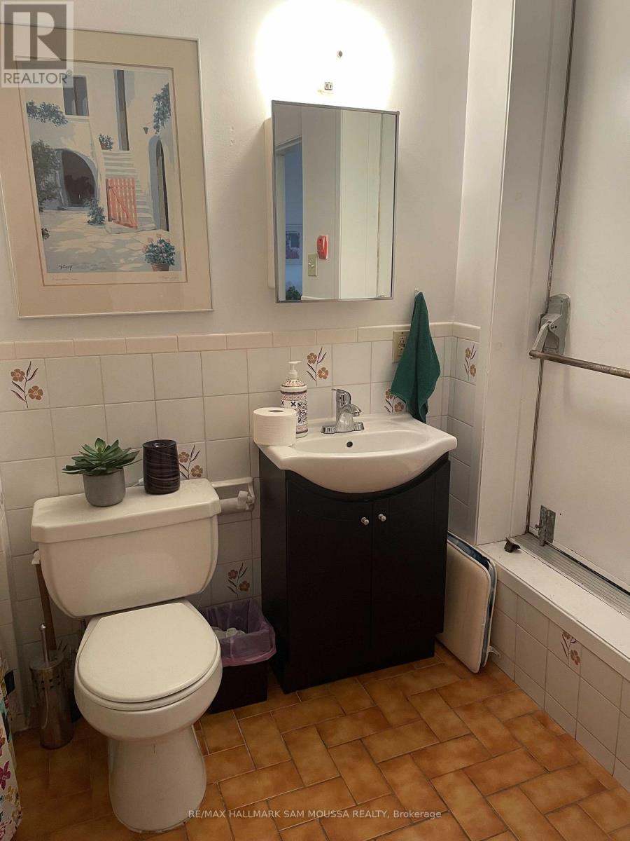 1 Bed, 1 Bath Multi-Family for Rent in Ottawa – 7 – 232 COOPER STREET, Ottawa – MLS# X13077978 - Image 12
