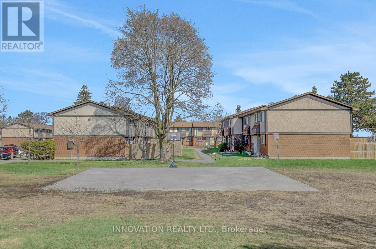 177 PICKFORD DRIVE - 44