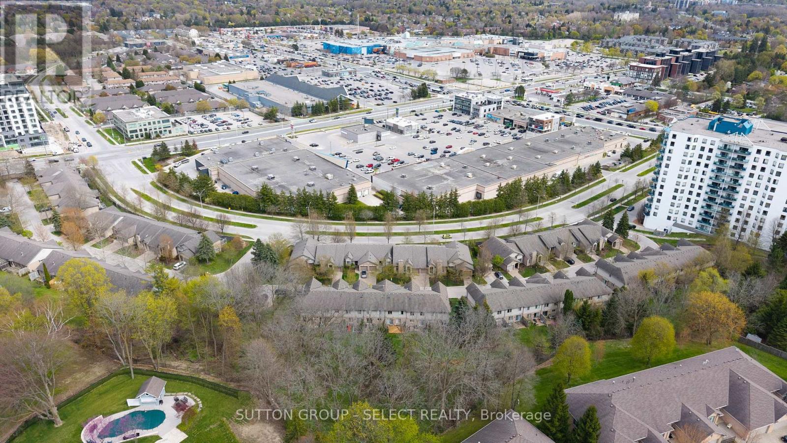 #5 270 NORTH CENTRE ROAD - 37
