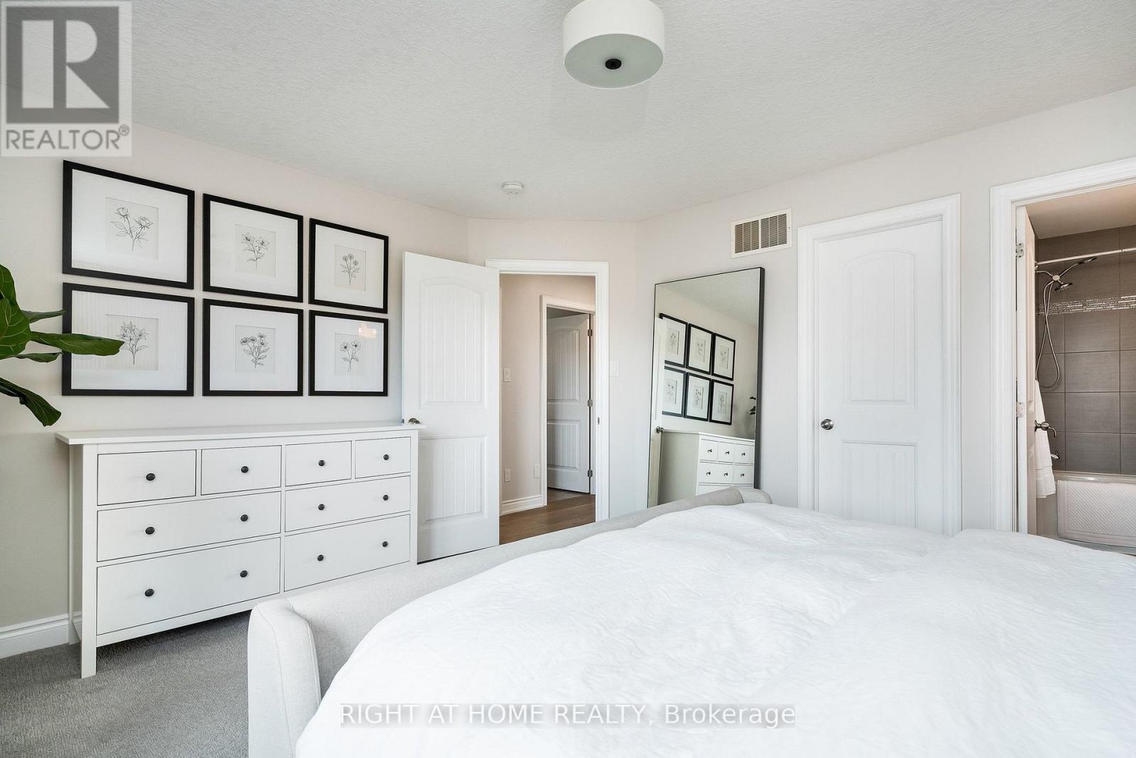 98 GARBUTT CRESCENT - 27