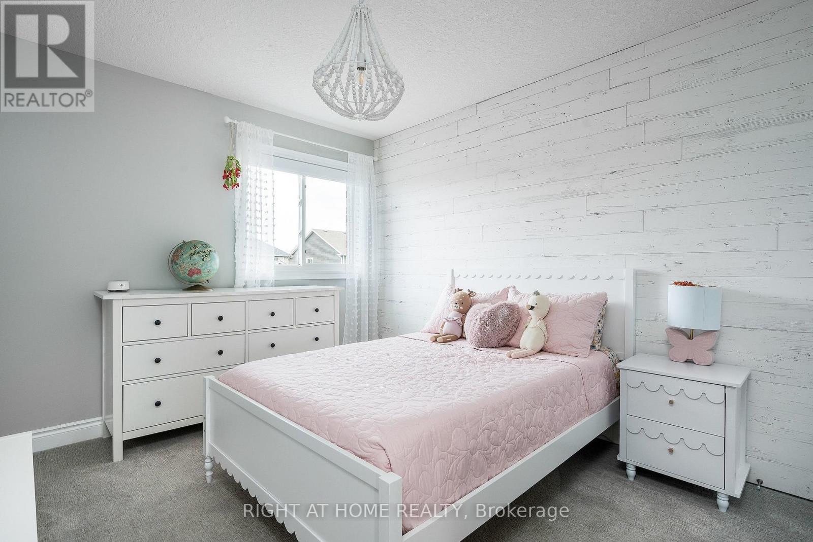 98 GARBUTT CRESCENT - 29