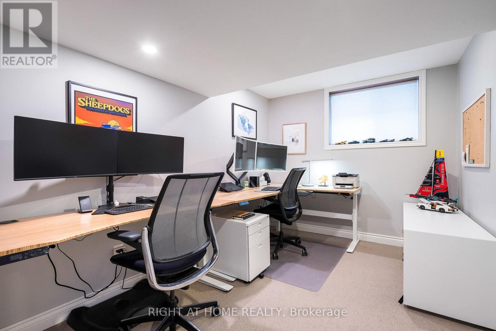 98 GARBUTT CRESCENT - 43
