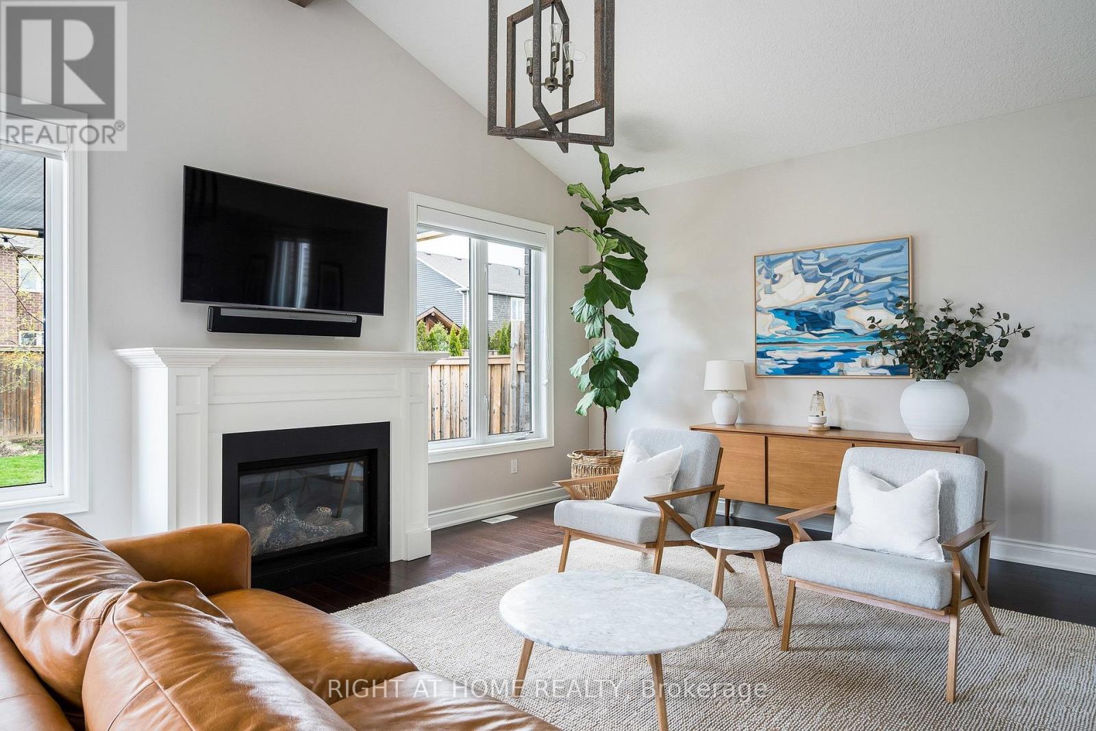 98 GARBUTT CRESCENT - 7