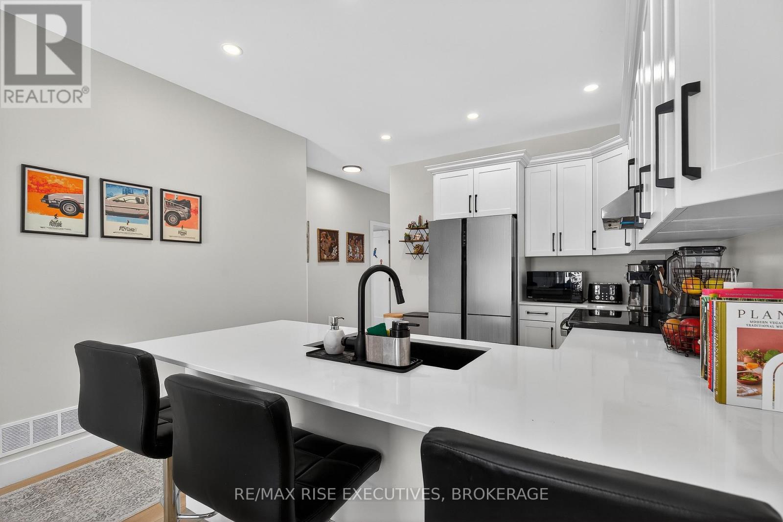51 POTTER DRIVE - 15