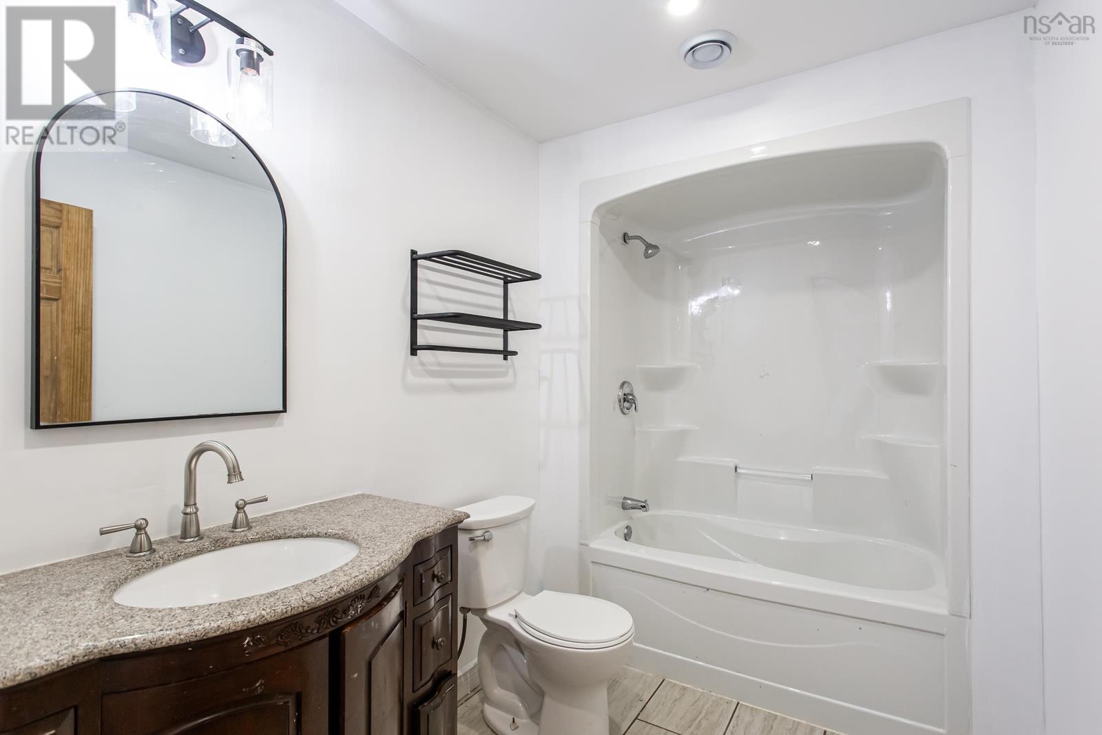 238 Crocker Road - 17
