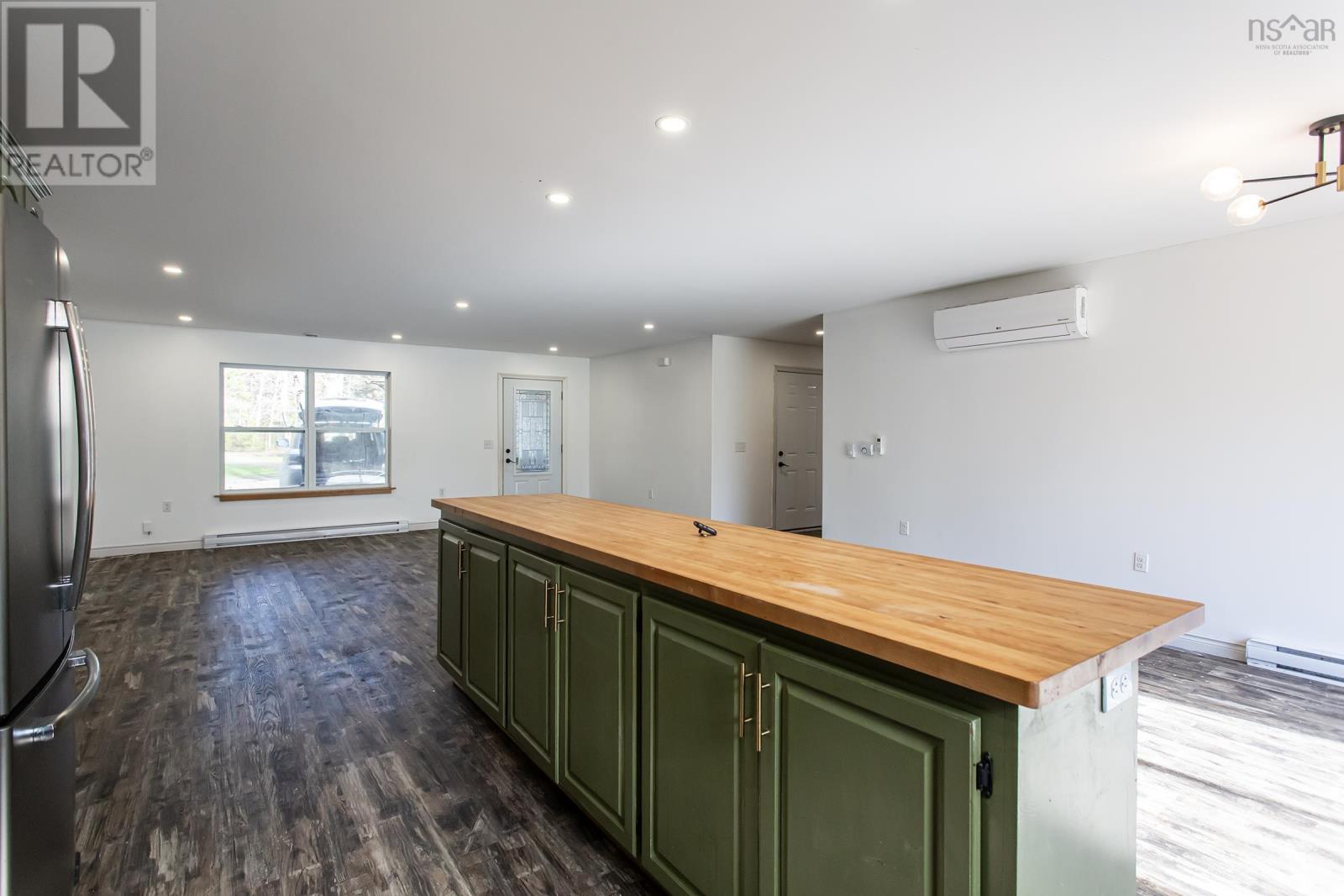 238 Crocker Road - 10