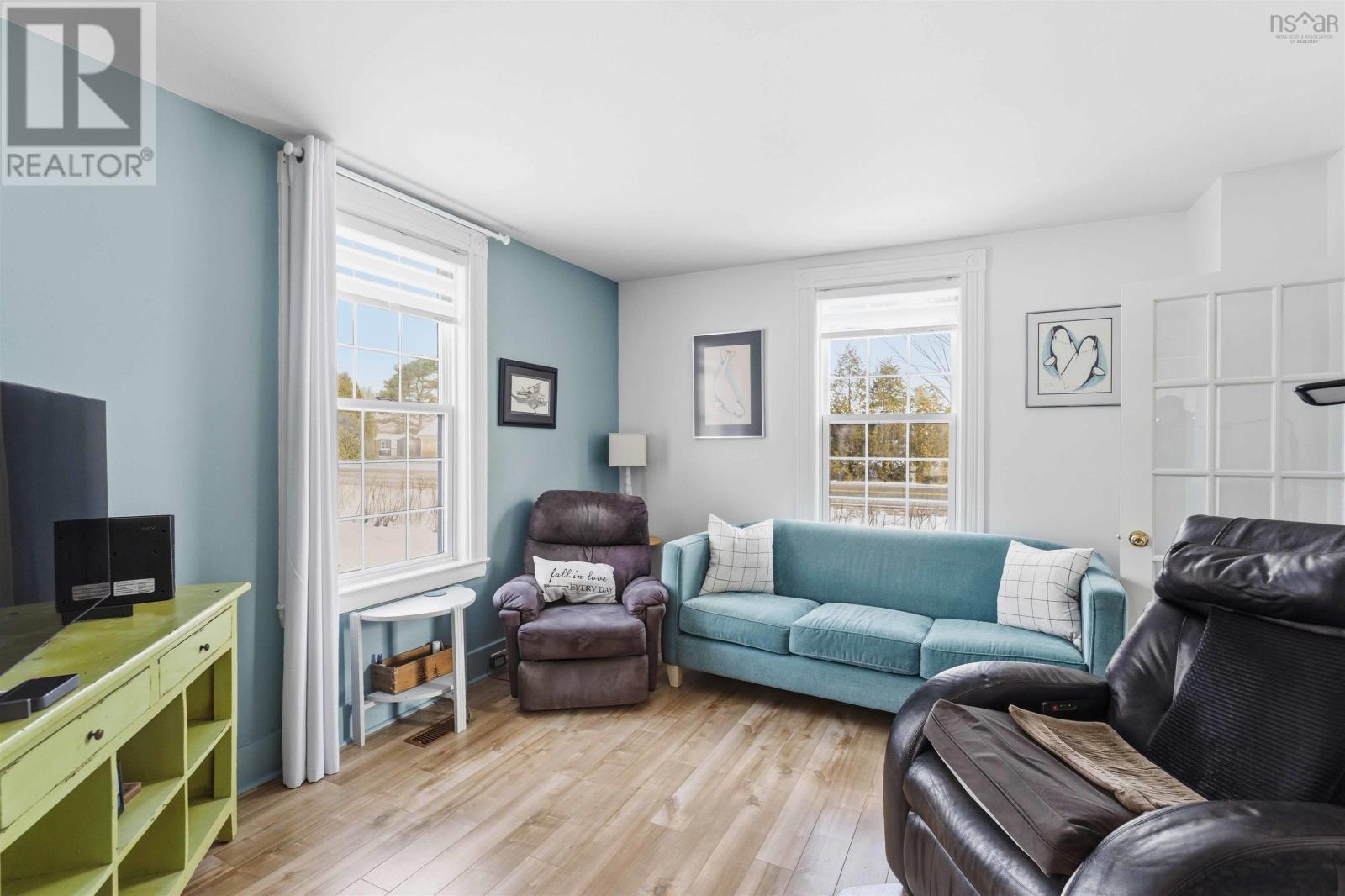 Property 7 of 51 of 5886 Highway 201