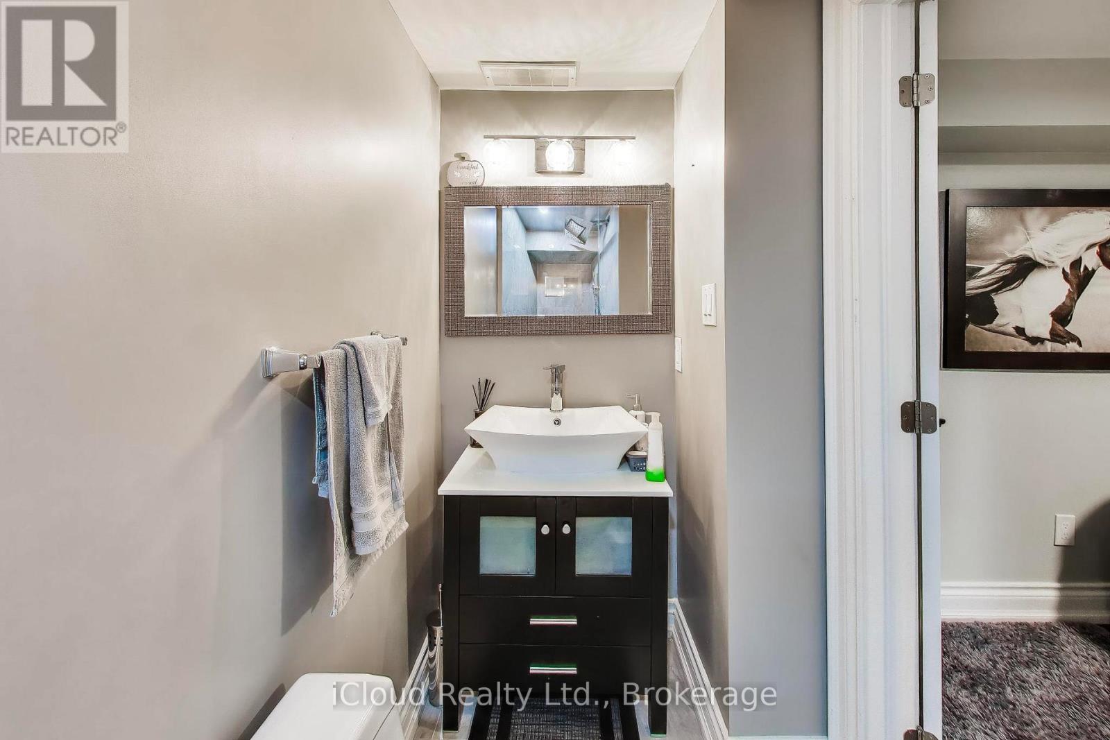 29 PUMFREY CRESCENT - 17