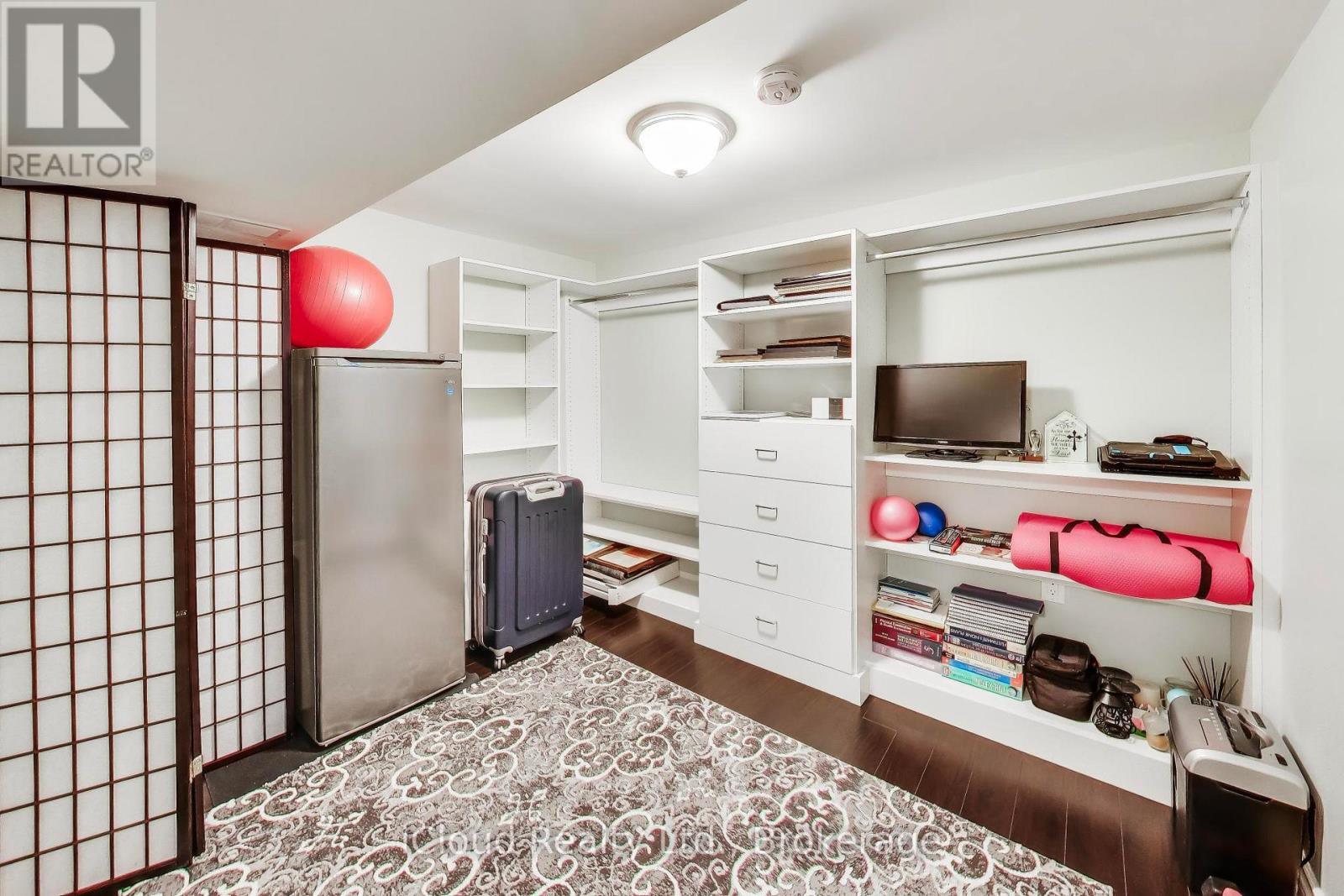 29 PUMFREY CRESCENT - 28