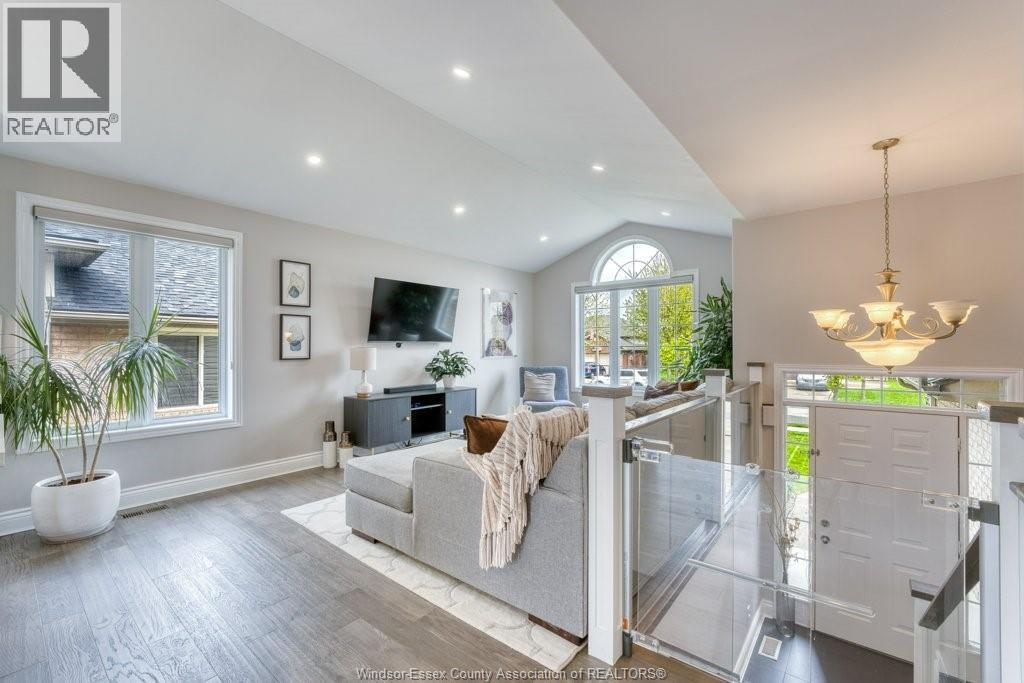 500 DONLON, LaSalle, Ontario, N9J3Y2 — Photo 4
