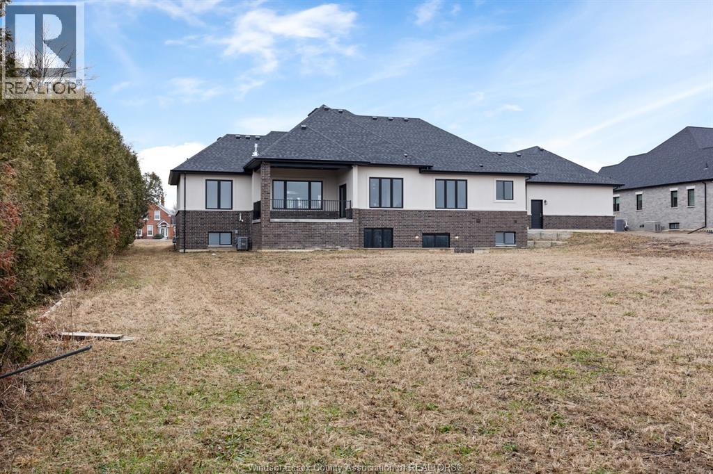 418 COUNTY RD 34, Kingsville, Ontario, N8H3V6 — Photo 27