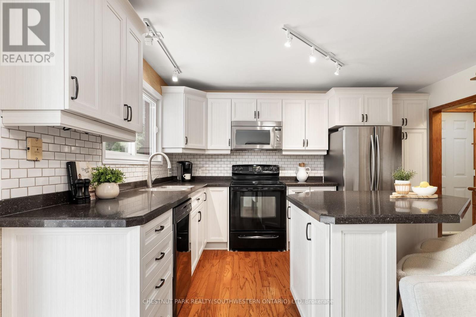 24 GRAND HILL DRIVE - 11