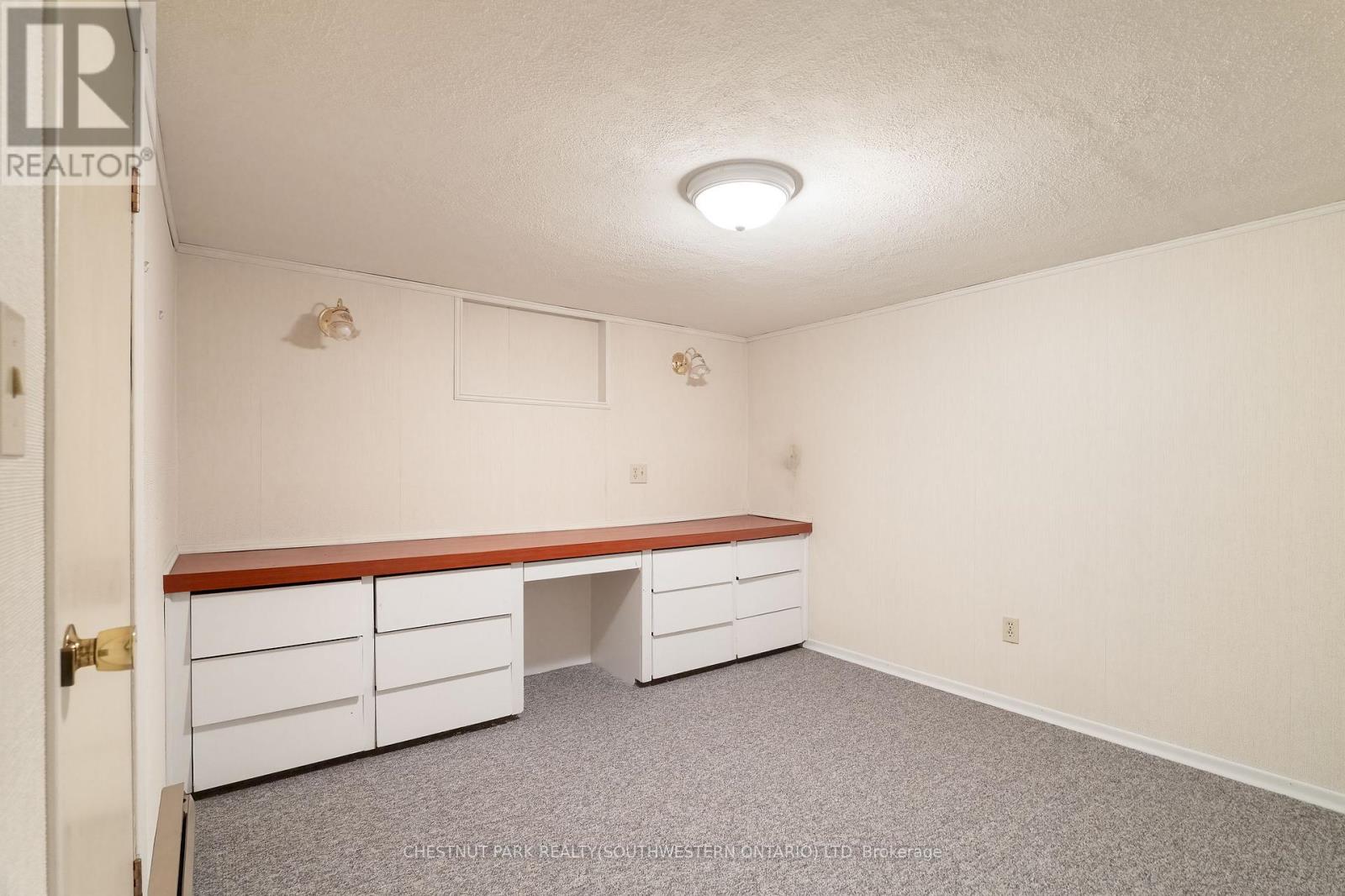 24 GRAND HILL DRIVE - 27