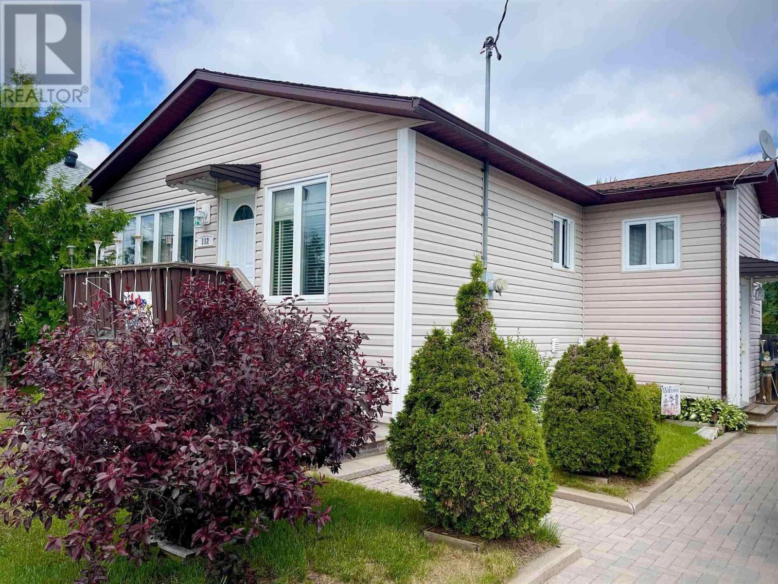 112 Lansdowne ST S, Chapleau, Ontario, P0M1K0 — Photo 2