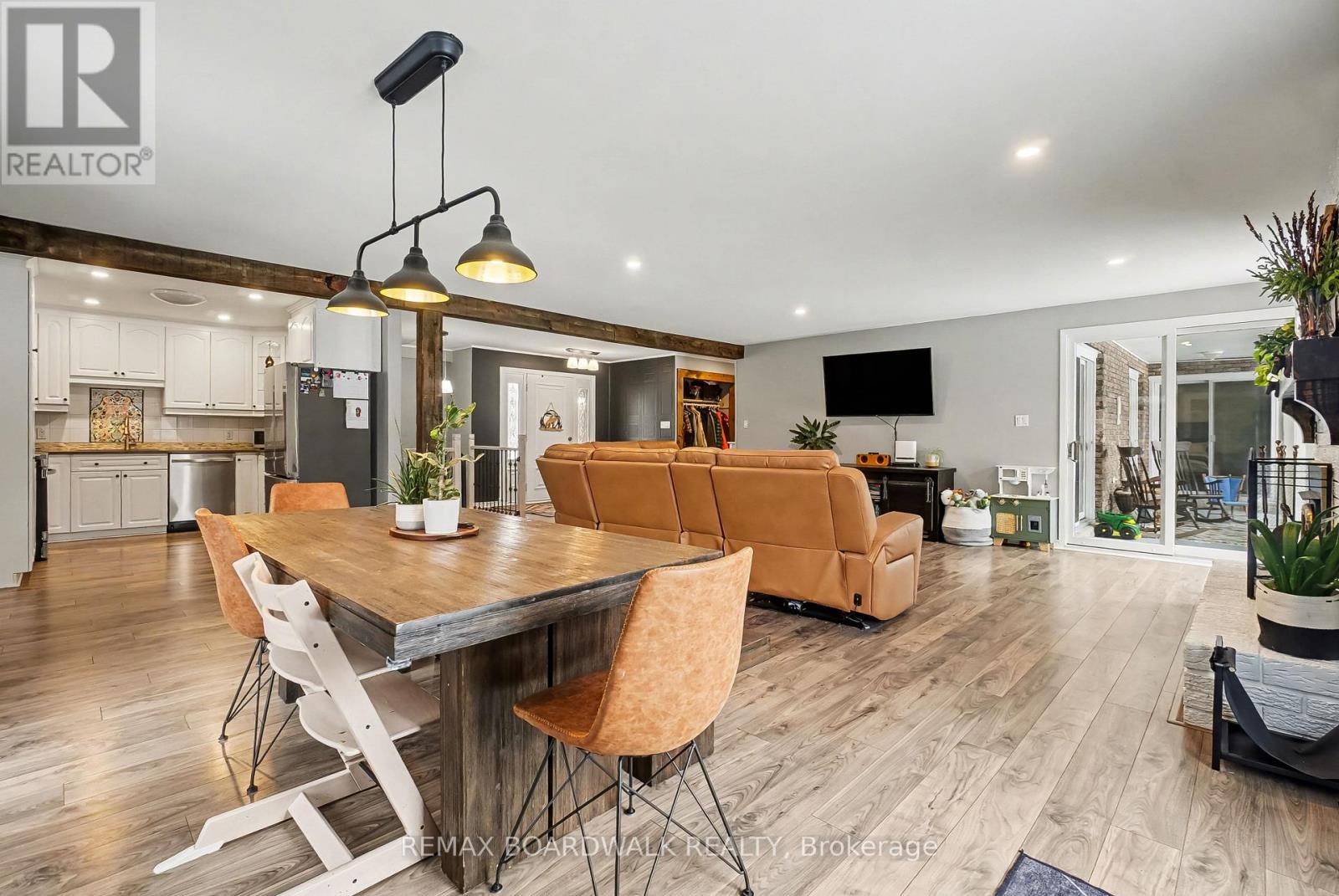 1500 DU GOLF ROAD - 10