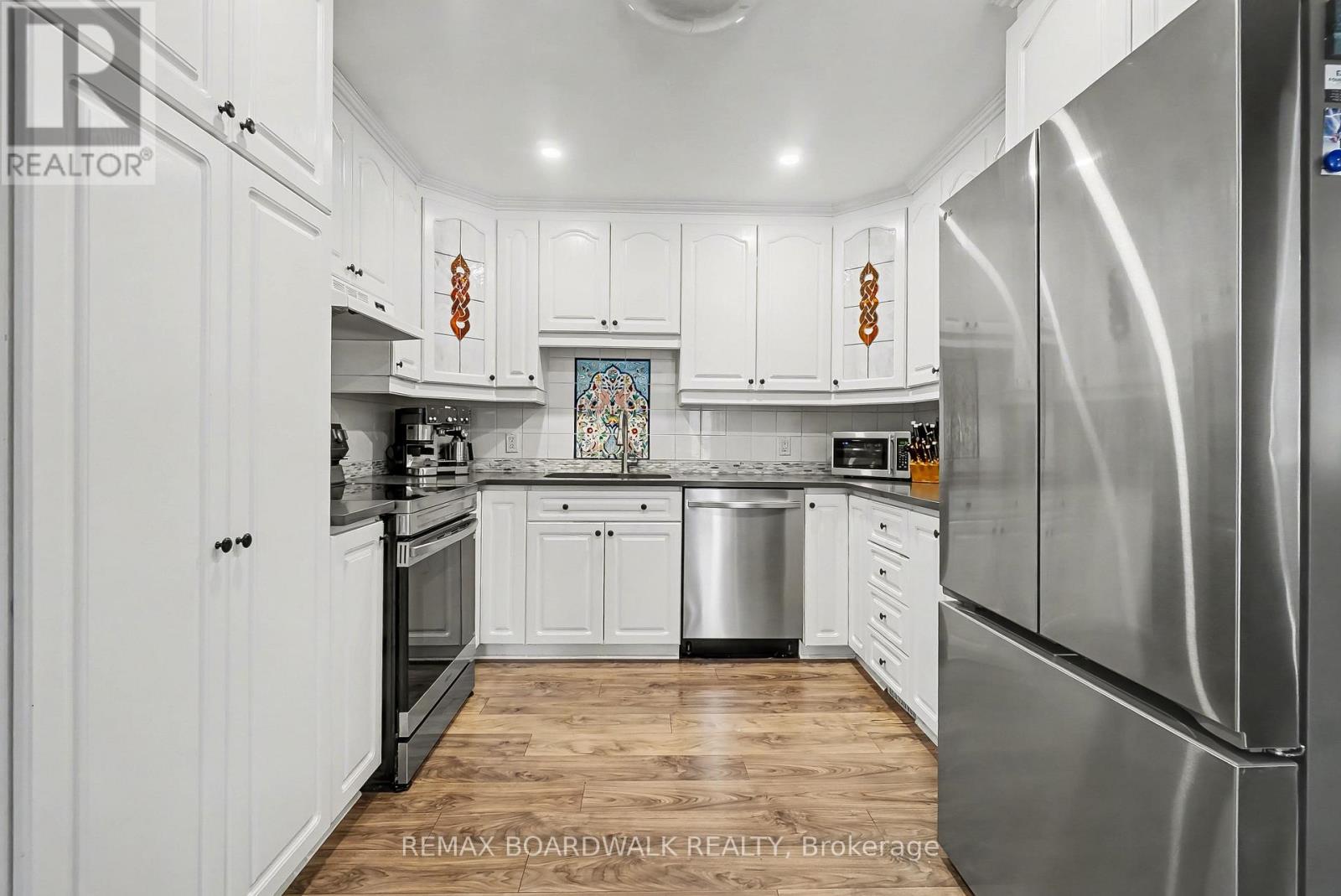 1500 DU GOLF ROAD - 13