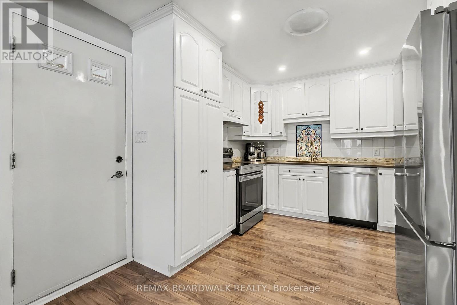 1500 DU GOLF ROAD - 15