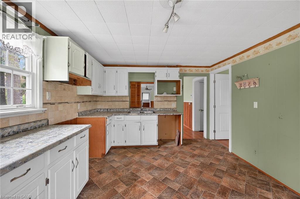 313 JOHN Street - 21
