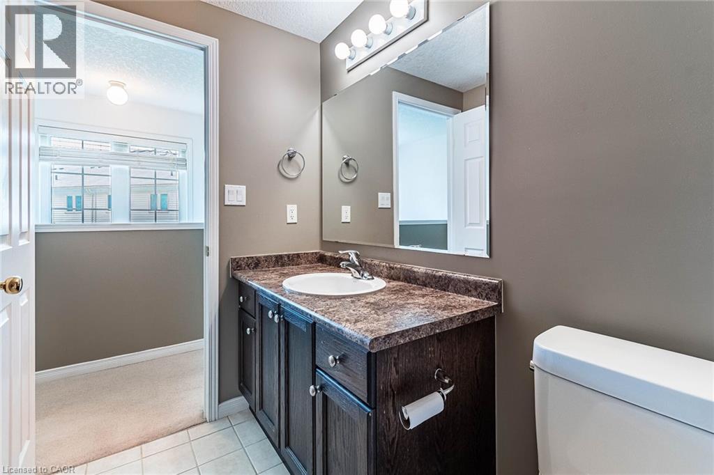 110 ACTIVA Avenue Unit# D21, Kitchener, Ontario, N2E4K4 — Photo 32
