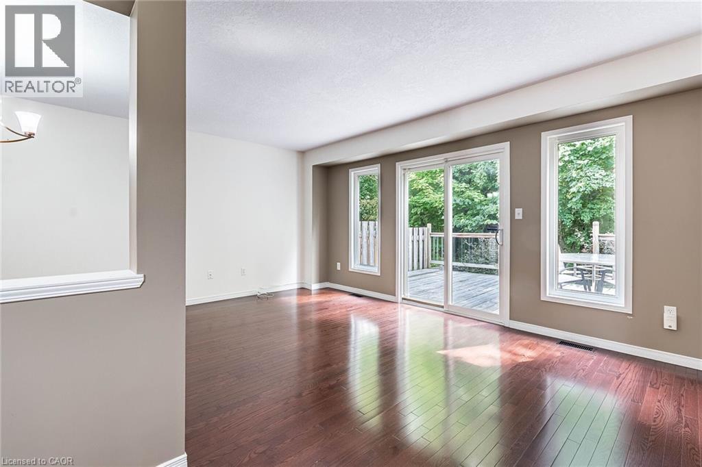 110 ACTIVA Avenue Unit# D21, Kitchener, Ontario, N2E4K4 — Photo 7