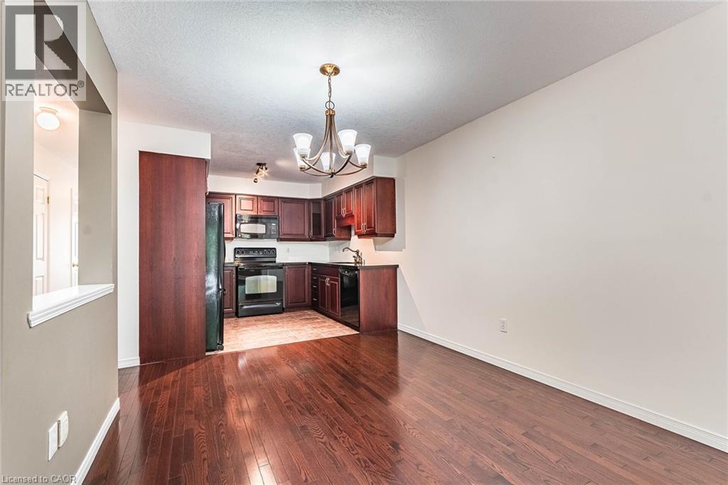 110 ACTIVA Avenue Unit# D21, Kitchener, Ontario, N2E4K4 — Photo 8
