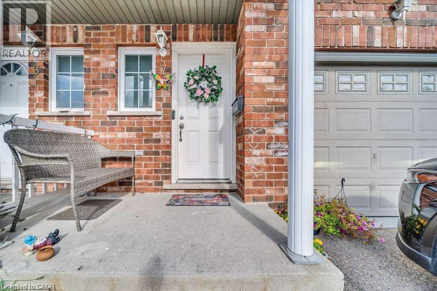 975 STRASBURG Road Unit# 7, Kitchener, Ontario, N2E0A8 — Photo 2