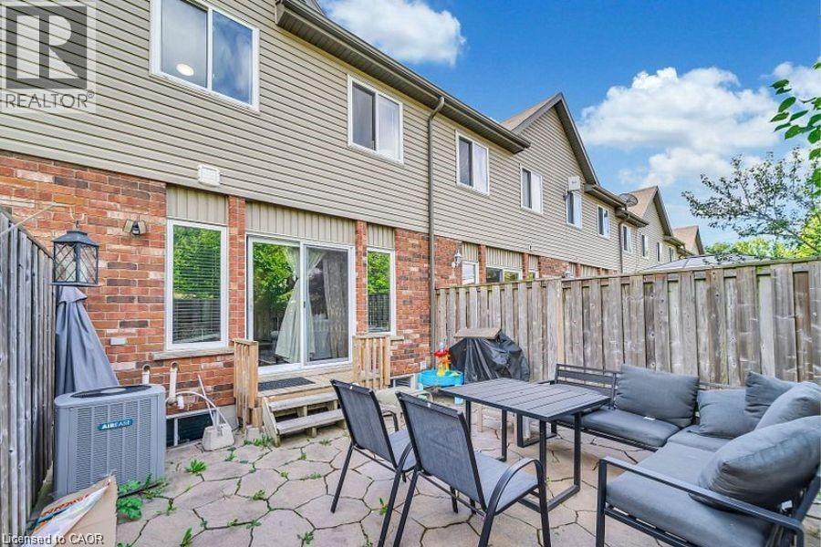 975 STRASBURG Road Unit# 7, Kitchener, Ontario, N2E0A8 — Photo 30