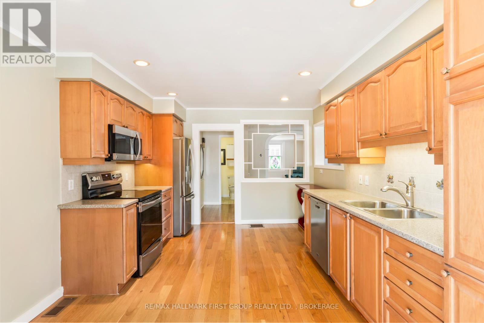370 STONE STREET S - 14