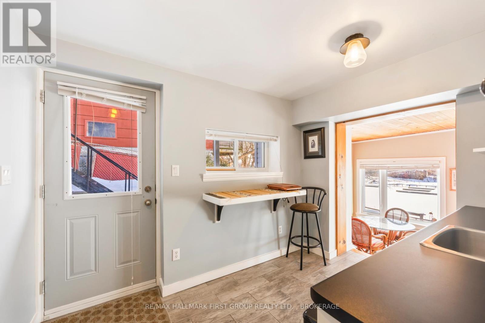 370 STONE STREET S - 27