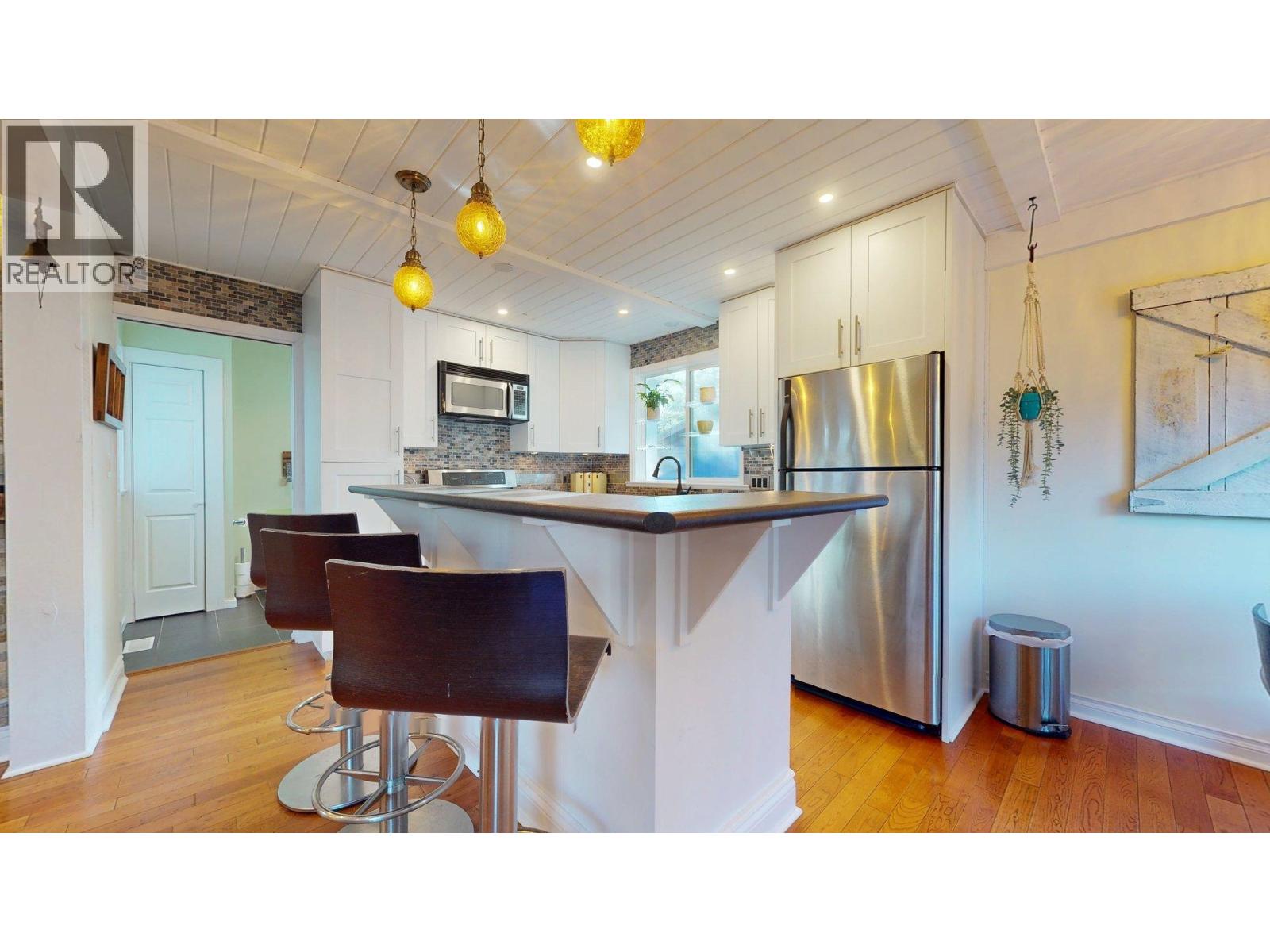 1110 LARAMEE ROAD, Squamish
