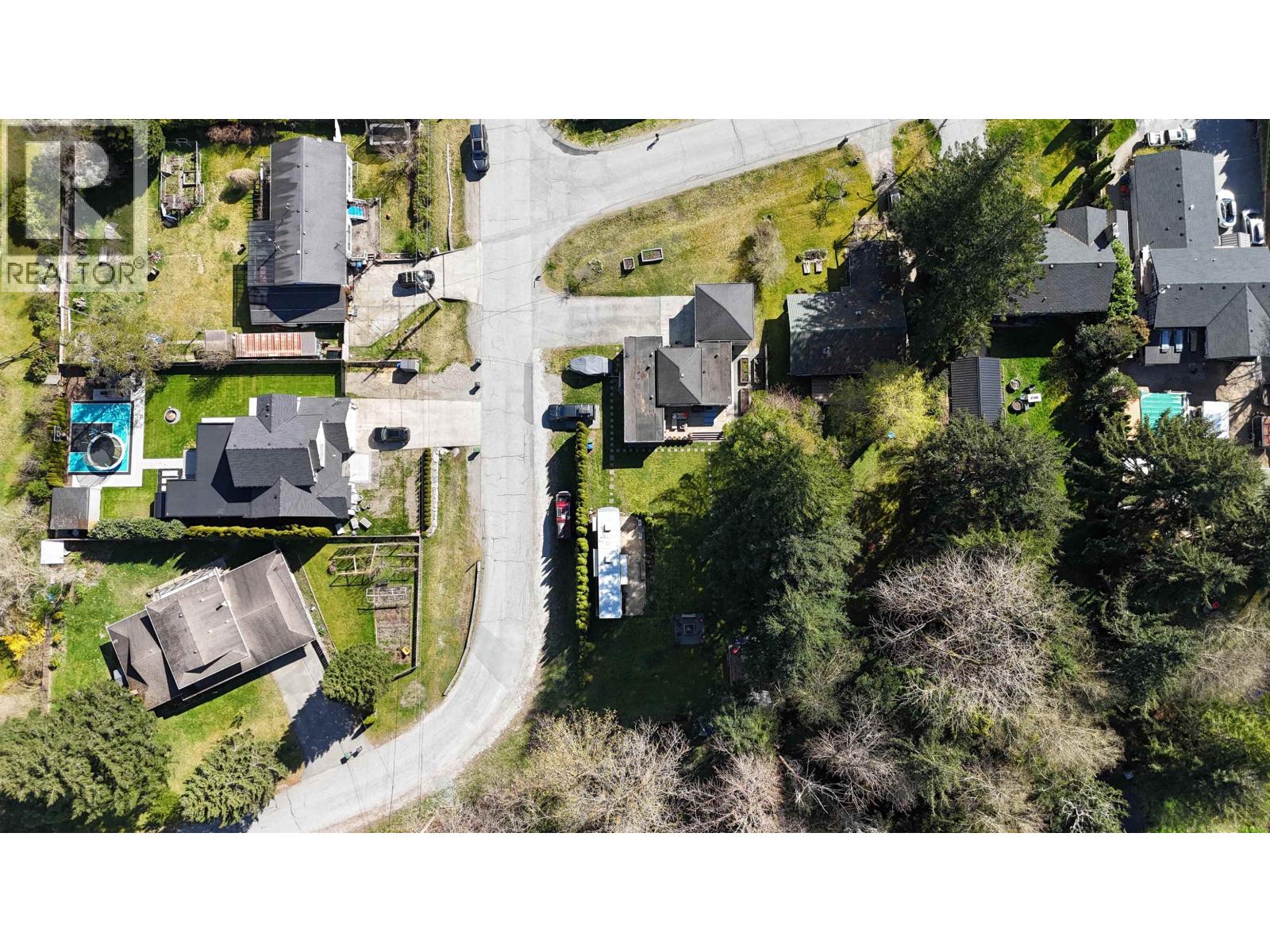 1110 LARAMEE ROAD, Squamish