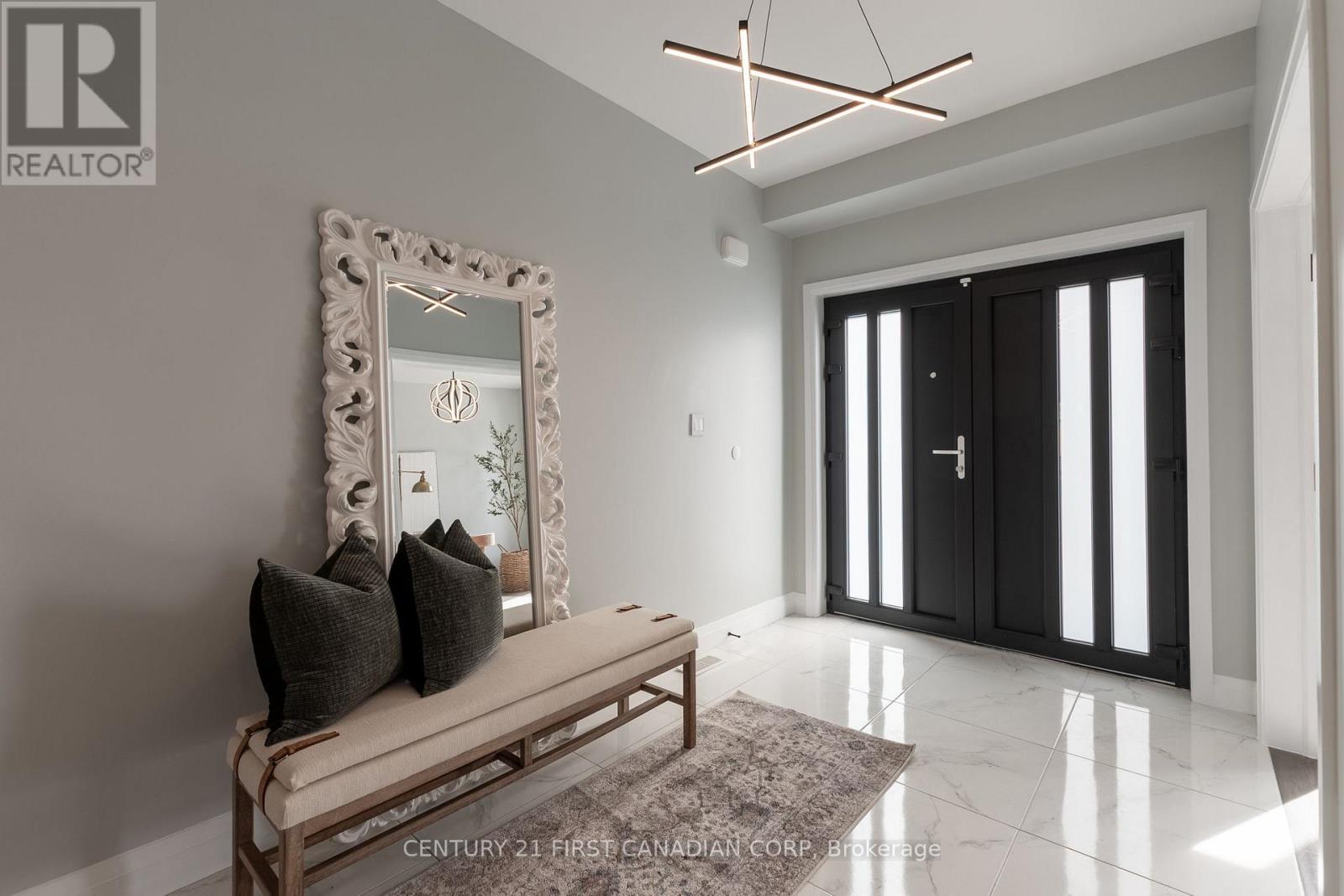 2166 TRIPP DRIVE - Image 2