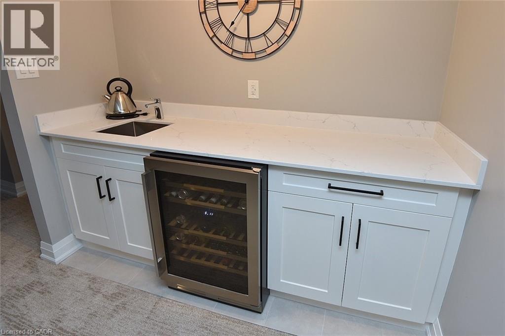 49 RIVEROAKS Drive, Mount Hope, Ontario, L0R1W0 — Photo 27