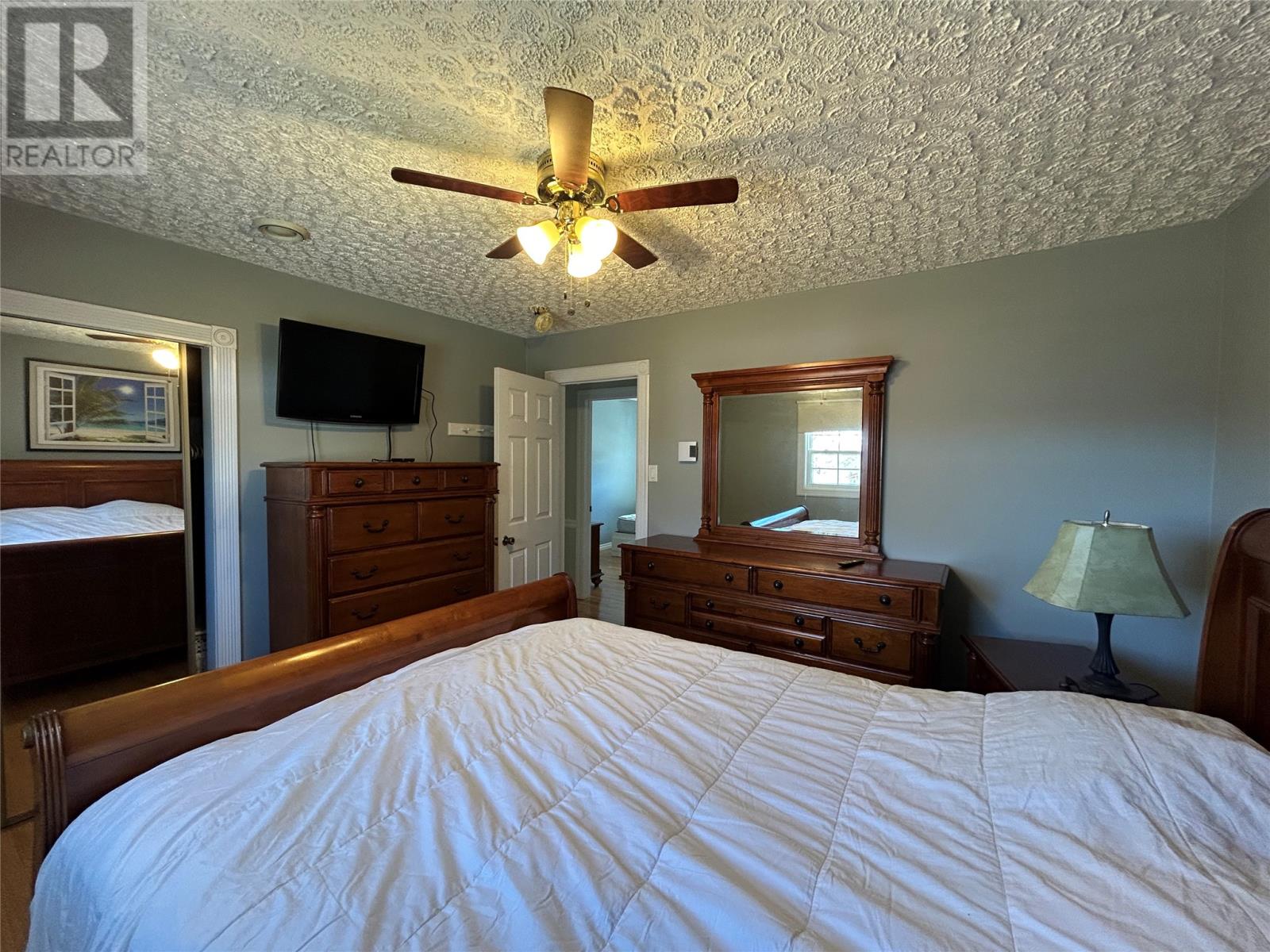 58 Forest Road - 27