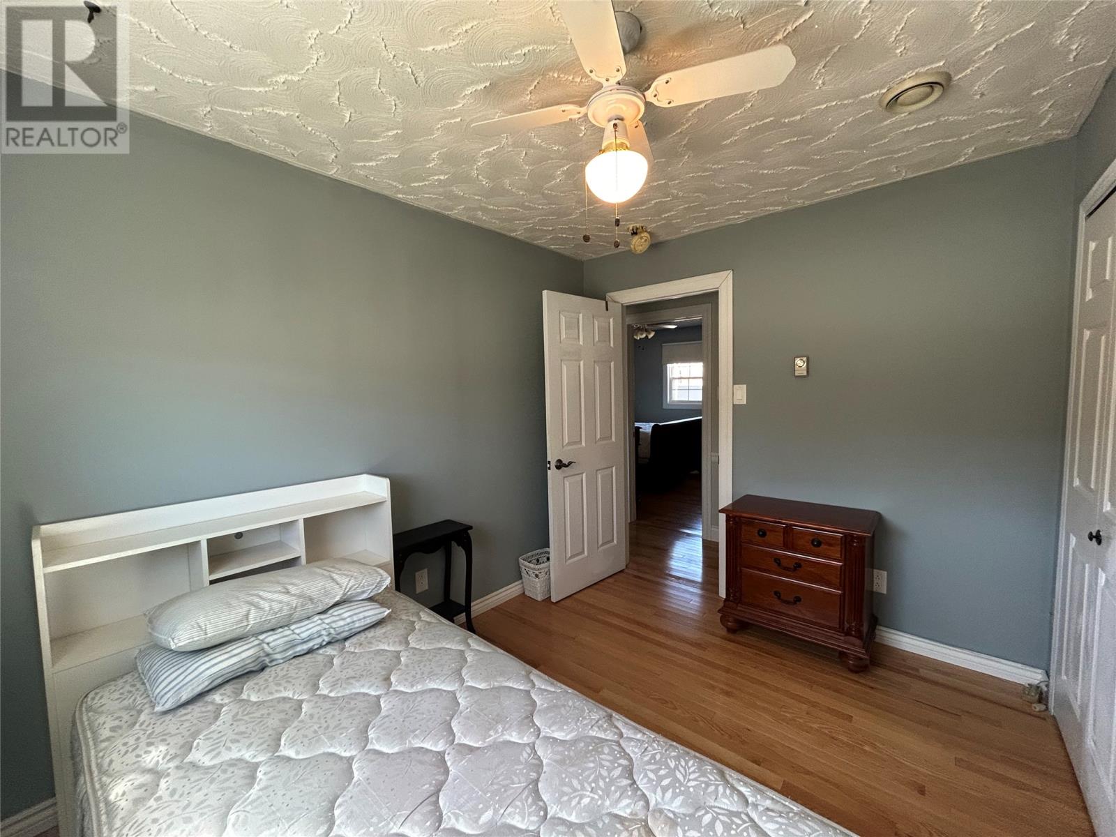 58 Forest Road - 30