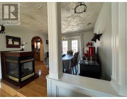 58 Forest Road thumbnail 16