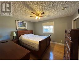 58 Forest Road thumbnail 24