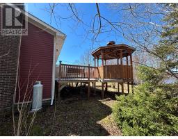 58 Forest Road thumbnail 4