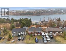 22 Mt Vincent Crescent thumbnail 2