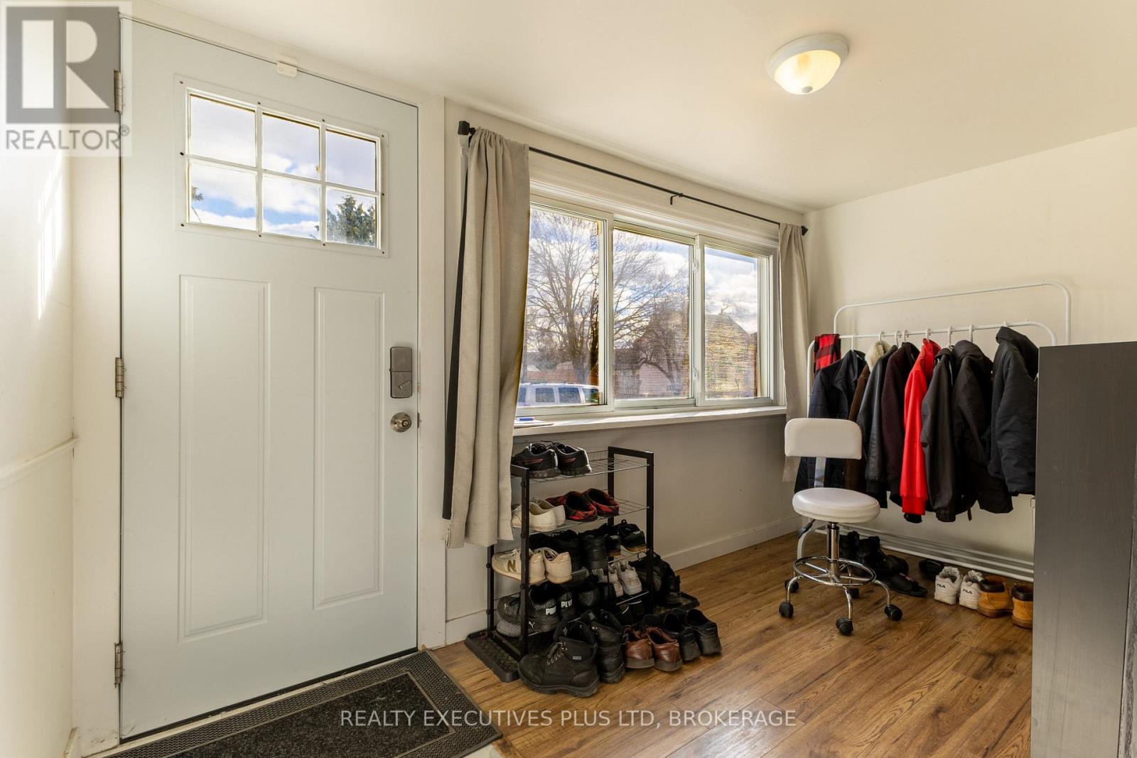 15 CHESTNUT STREET E - 3