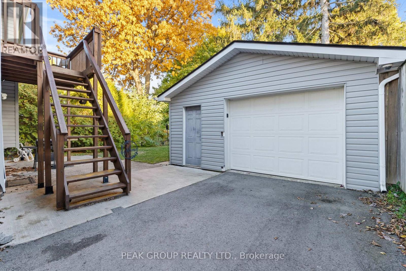 4732 RYERSON CRESCENT - 26