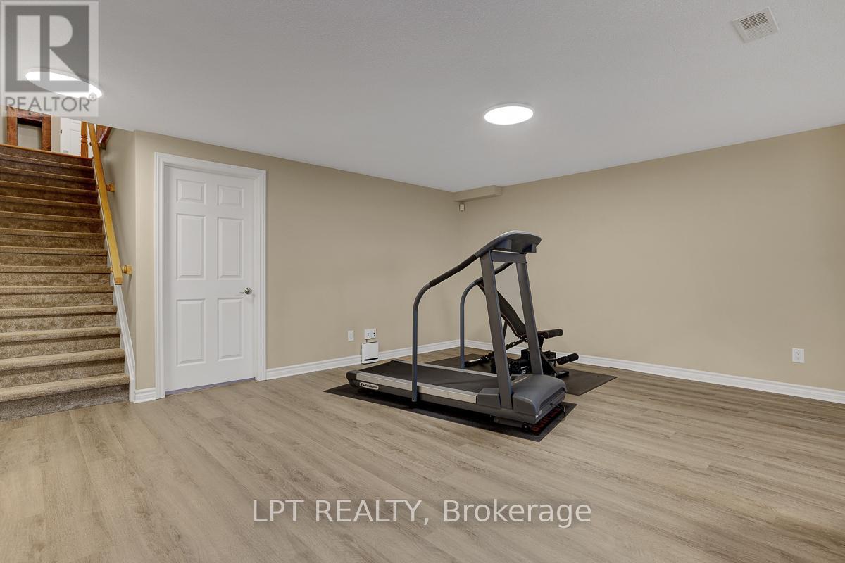 346 JACKSON STITT CIRCLE - 27