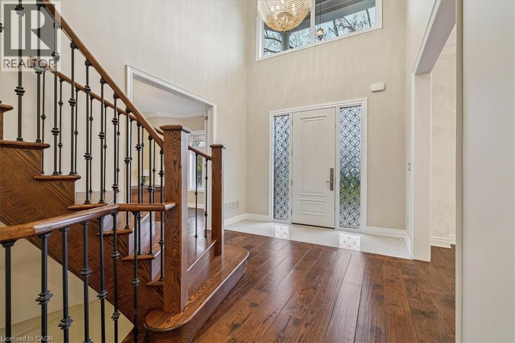 1379 REBECCA Street, Oakville, Ontario, L6L1Z3 — Photo 2