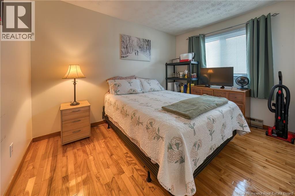 92 Hillcrest Drive - 31