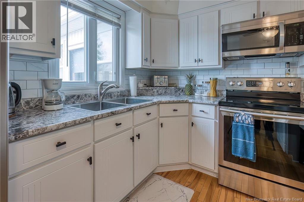92 Hillcrest Drive - 16
