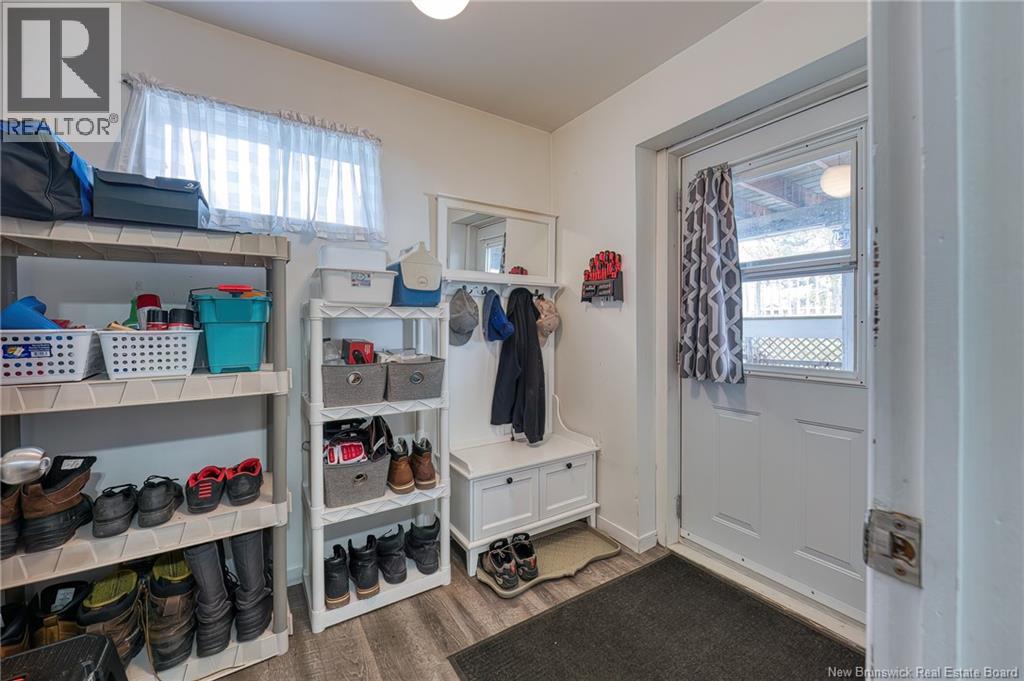92 Hillcrest Drive - 46