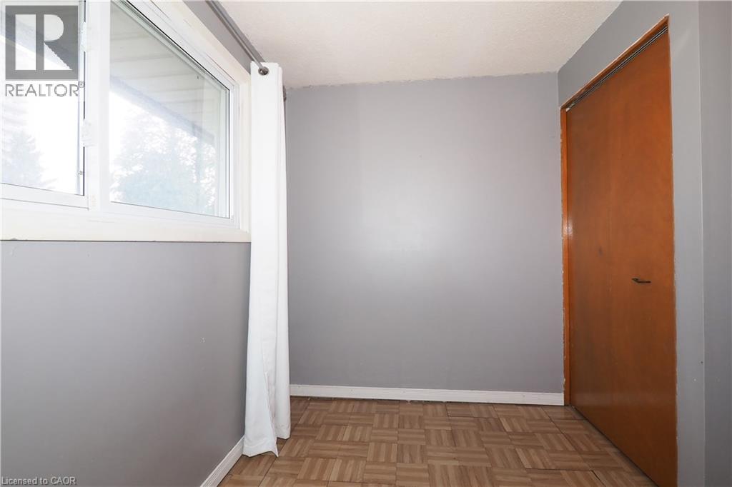 10 BALFOUR Crescent, Kitchener, Ontario, N2C1Z5 — Photo 24